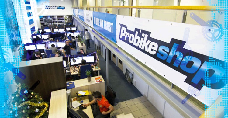 collaborateurs-Probikeshop-open-space